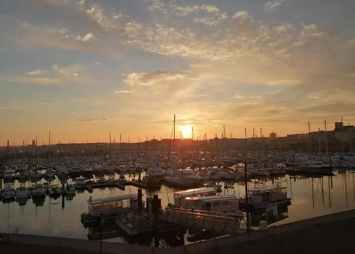 Les Voiles D\'Olona, Vue Sur Le Port De Plaisance